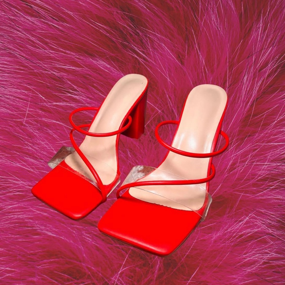 Vibrant Red High Heeled Sandals with Strappy Design